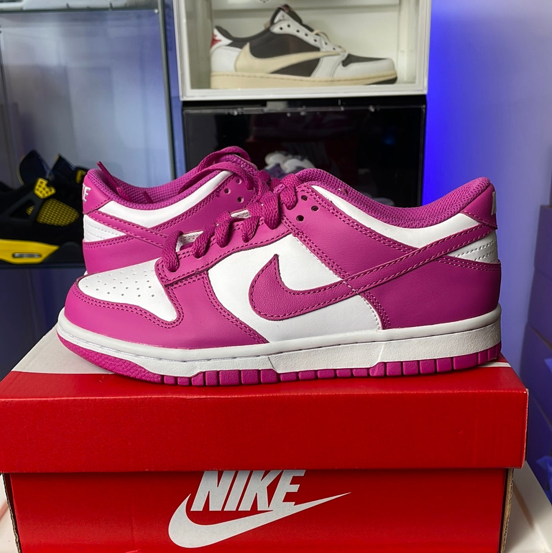 Nike Dunk Low Fuchsia