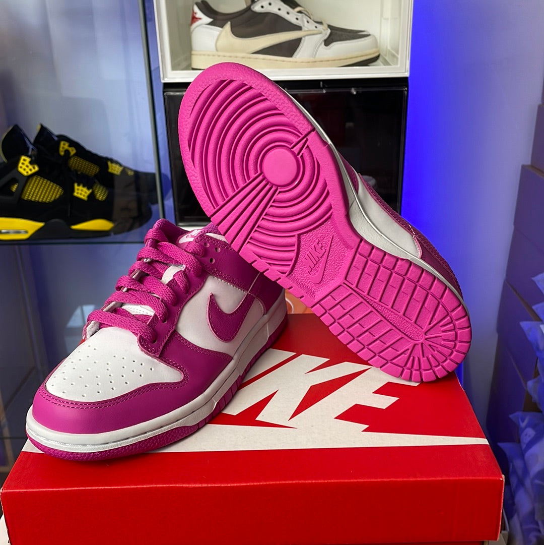 Nike Dunk Low Fuchsia